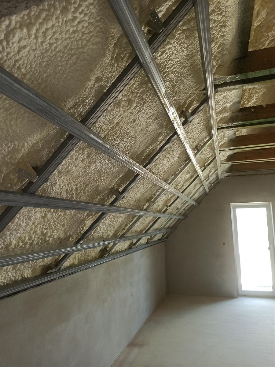 Adaptacja poddasza Dąbie